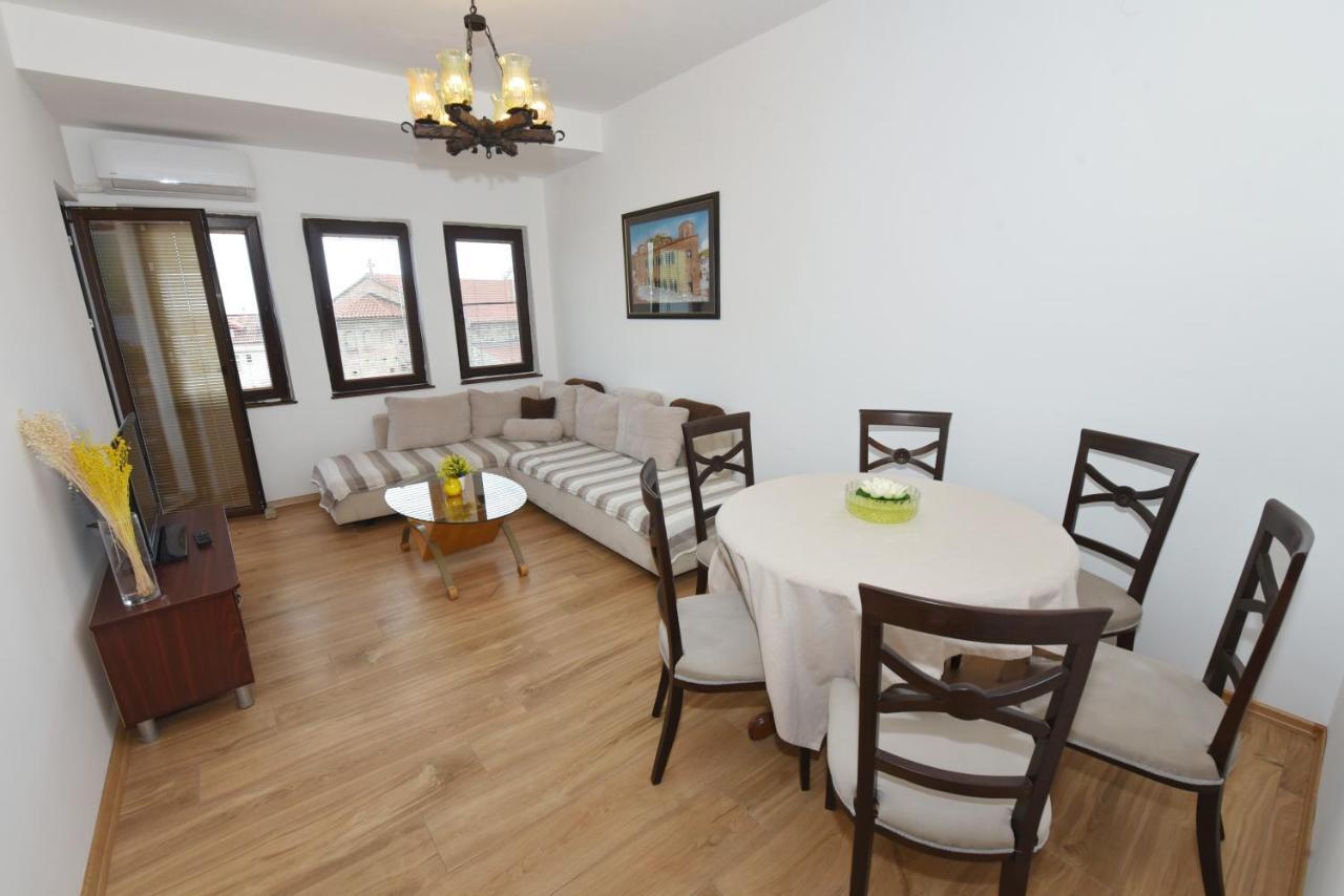 אוהריד Jovanovic Guest House מראה חיצוני תמונה
