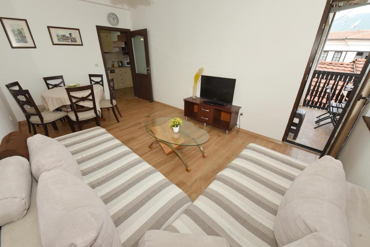 אוהריד Jovanovic Guest House מראה חיצוני תמונה